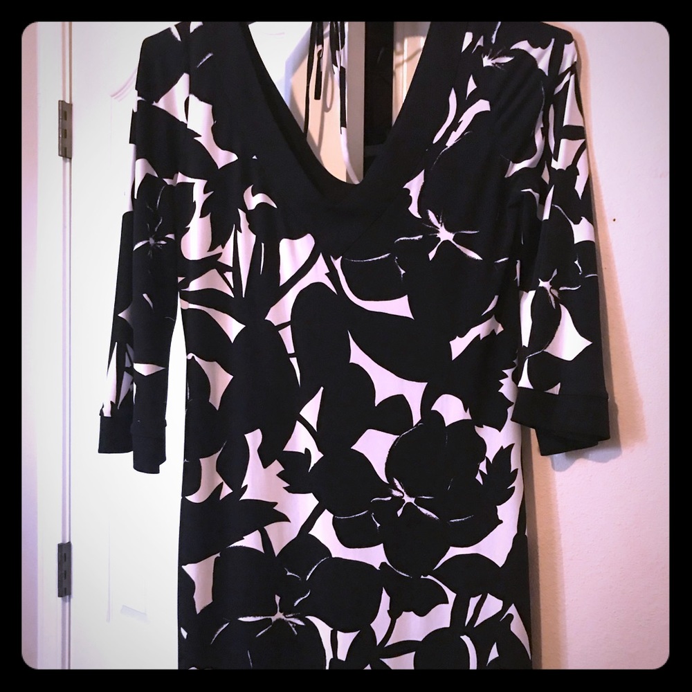 White House Black Market Dress